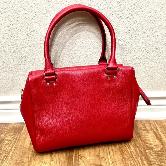 Kate Spade New York PillboxRed Leather Handbag/crossbody w/dust cover - Picture 8 of 13